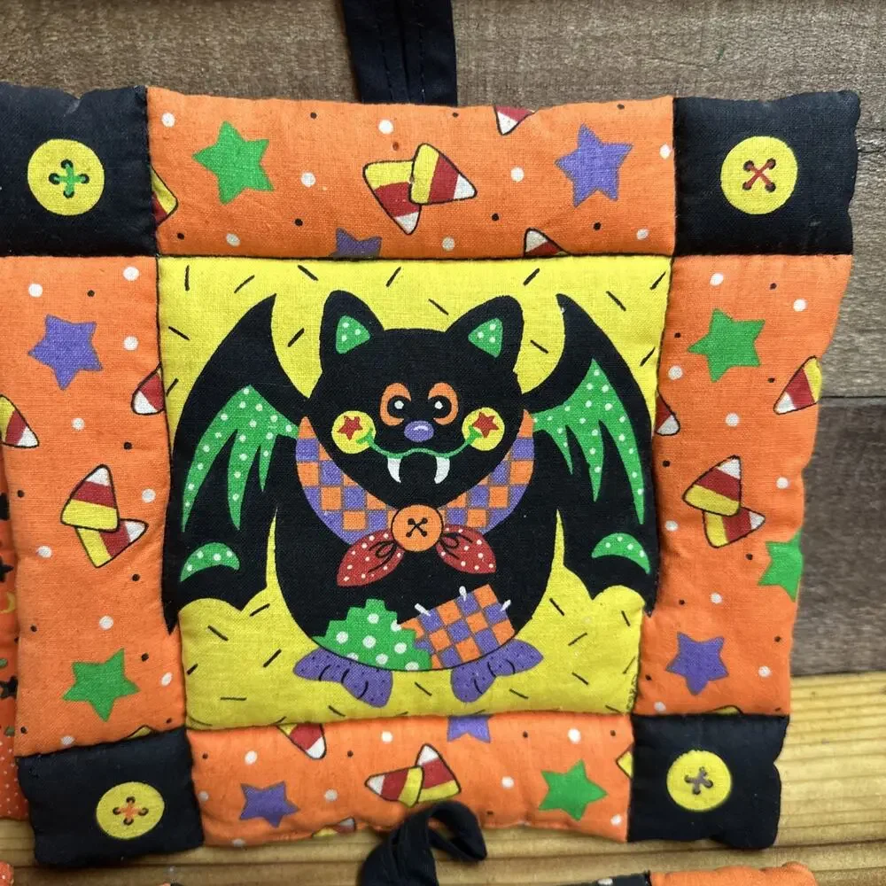 Vintage 1980s Halloween Themed Pot Holder Ghosts Jack-O-Lanterns Bats Set Of 5